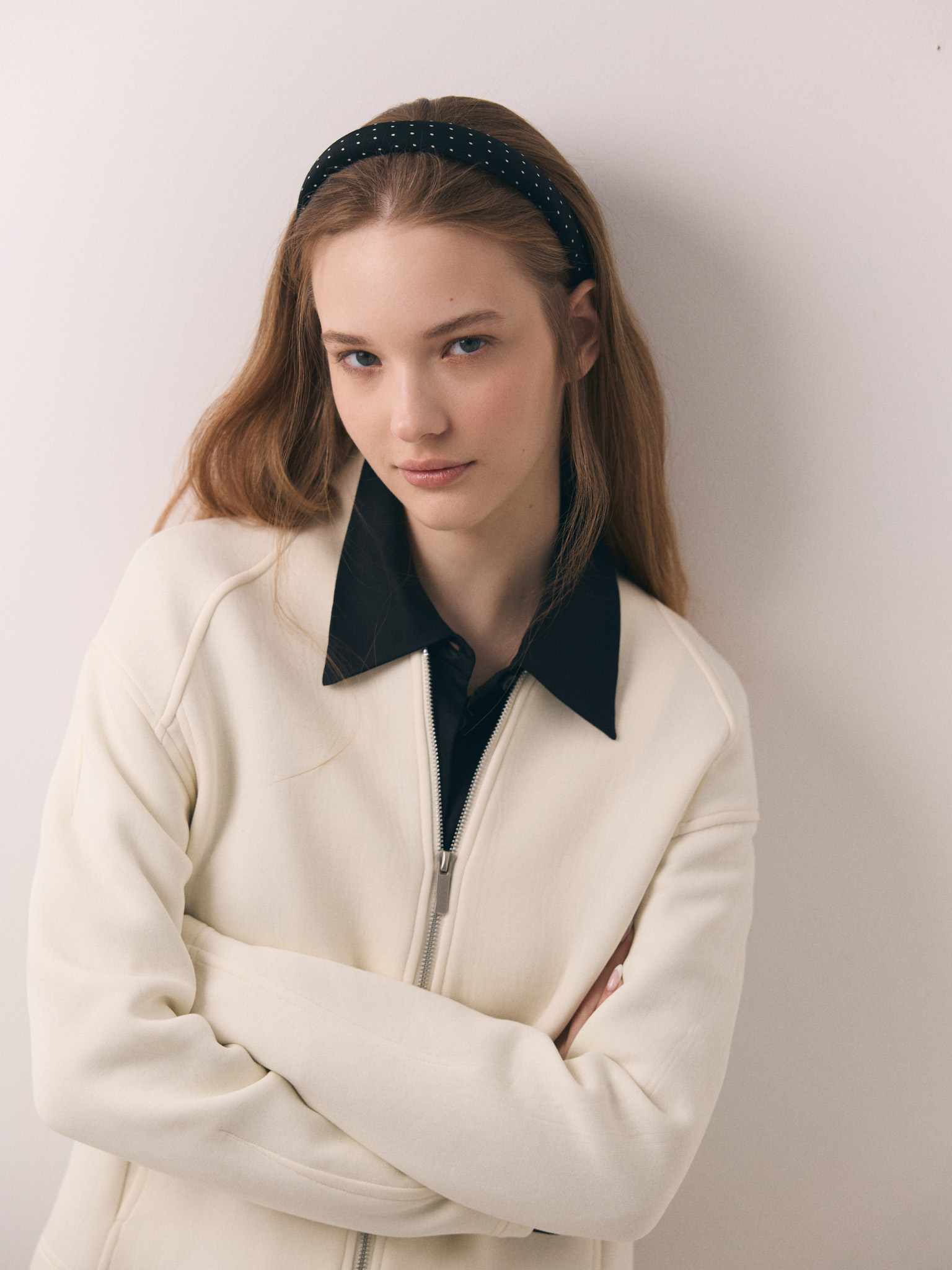 Объемный ободок для волос в горошек