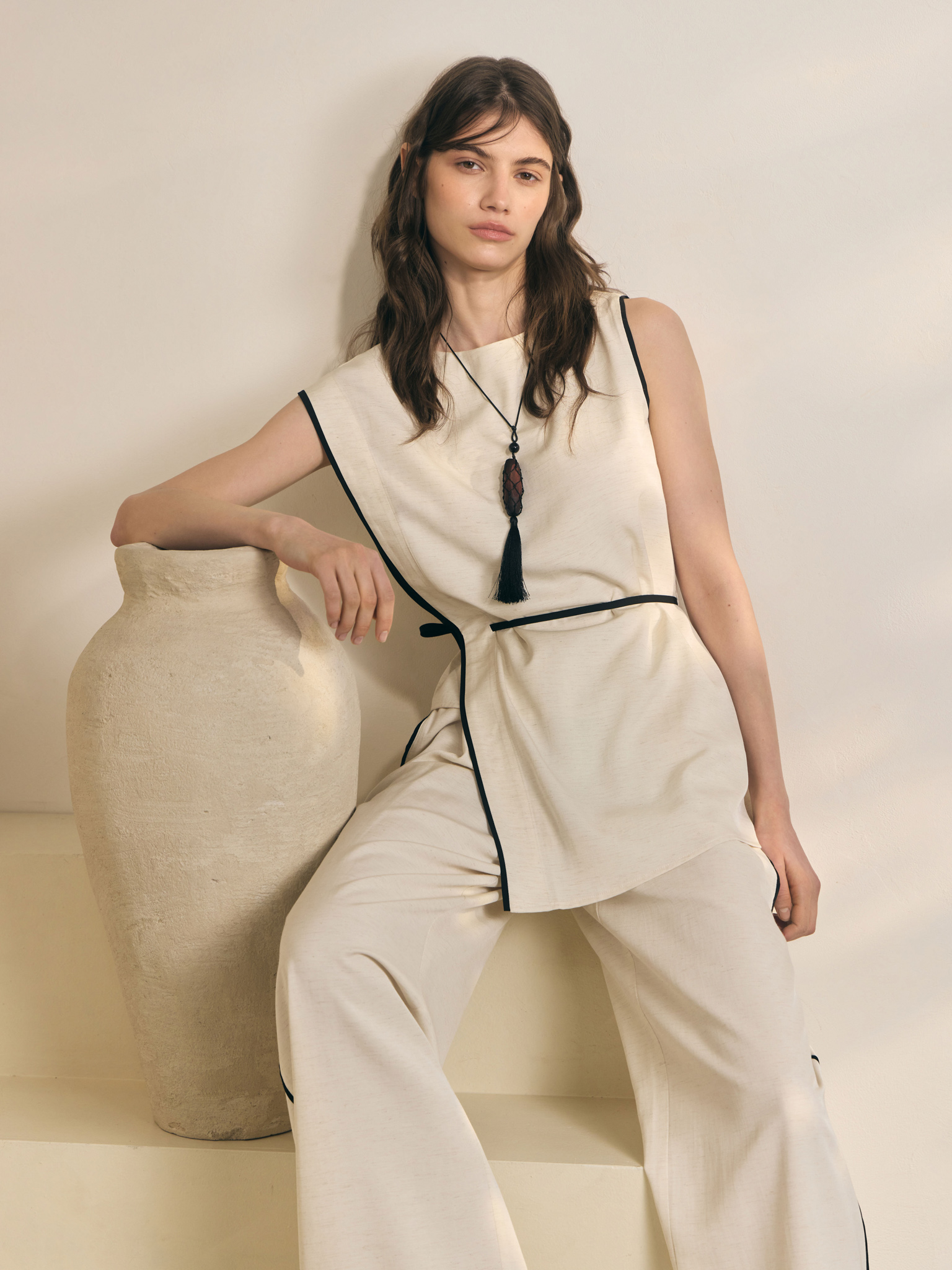 Asymmetrical viscose top with contrasting trim