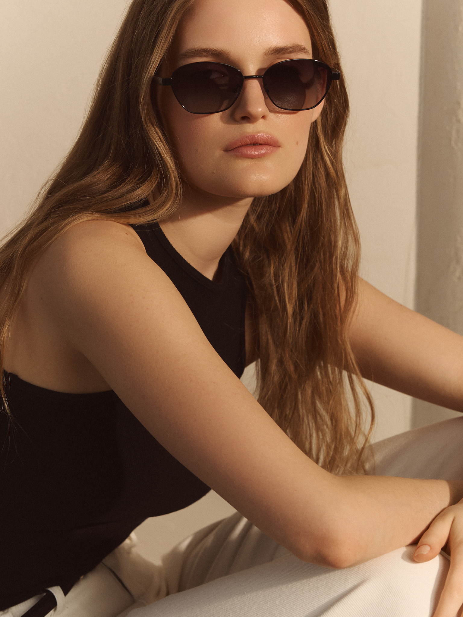 Metal-frame sunglasses