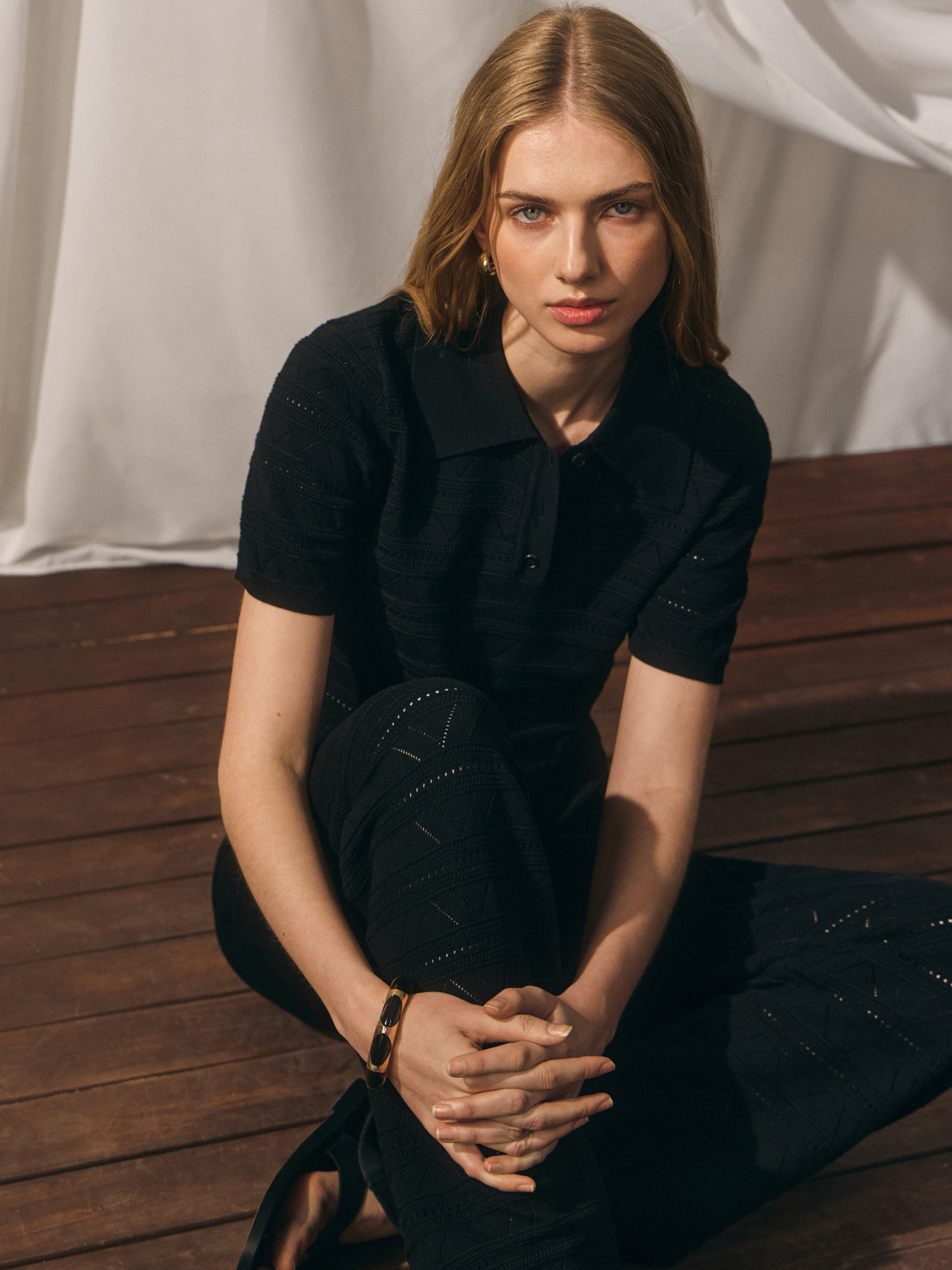 Knitted polo shirt with geometric pattern