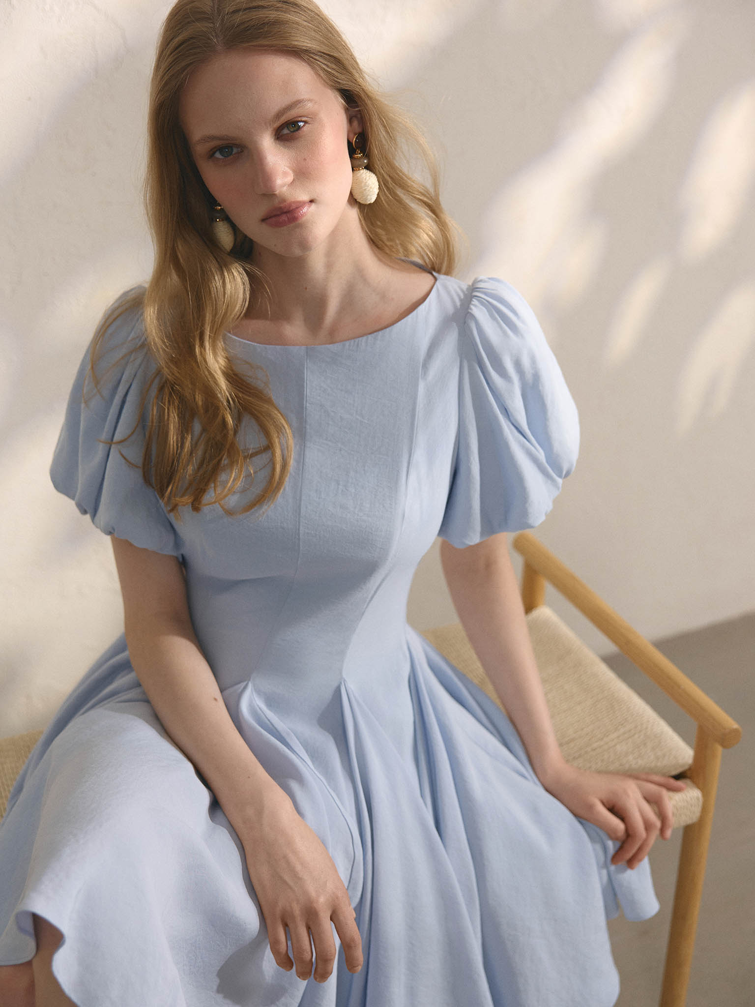 Viscose mini dress with puff sleeves and voluminous skirt :: LICHI - Online  fashion store