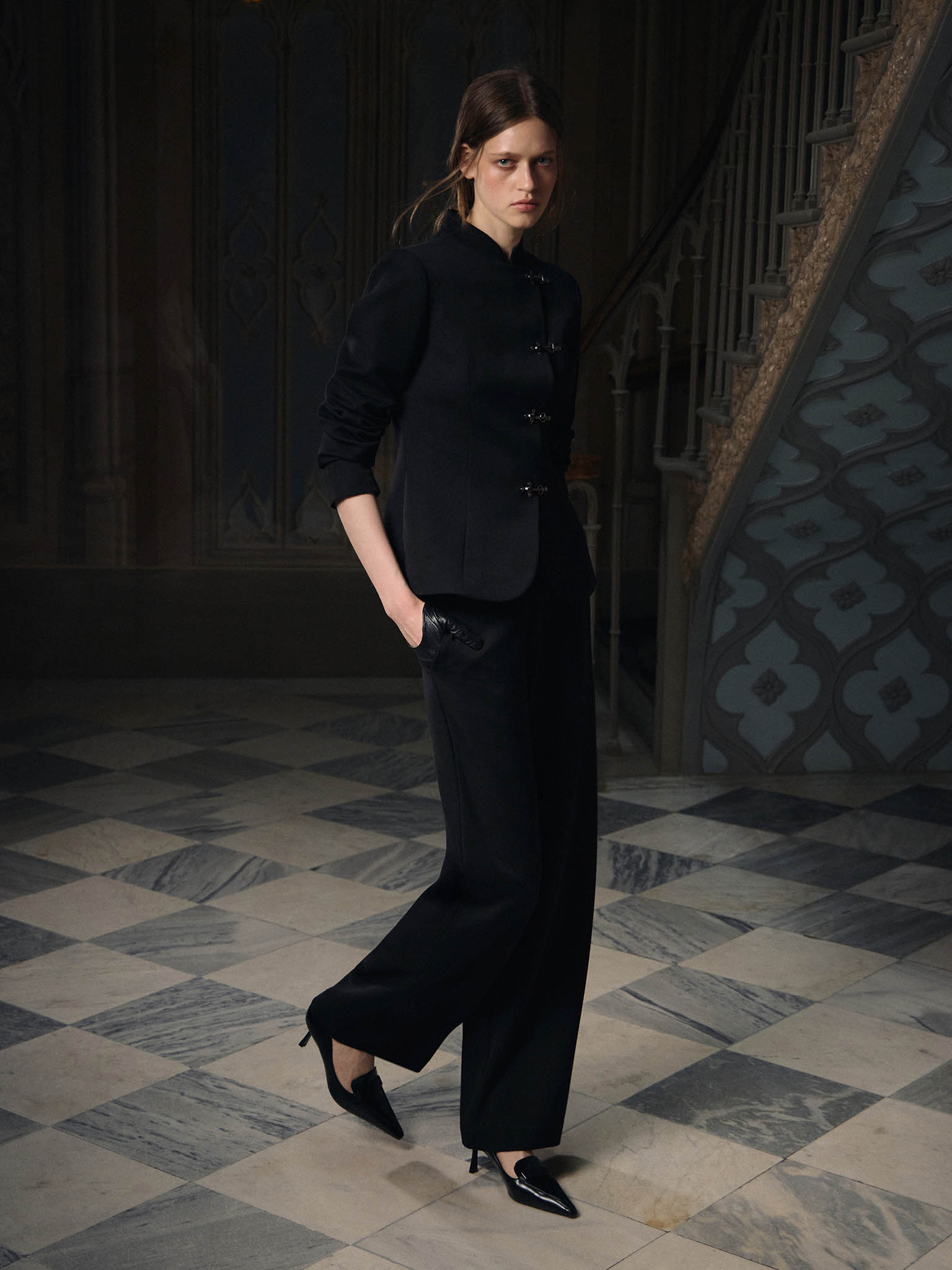 Fitted jacket with Asian-style fastenings
