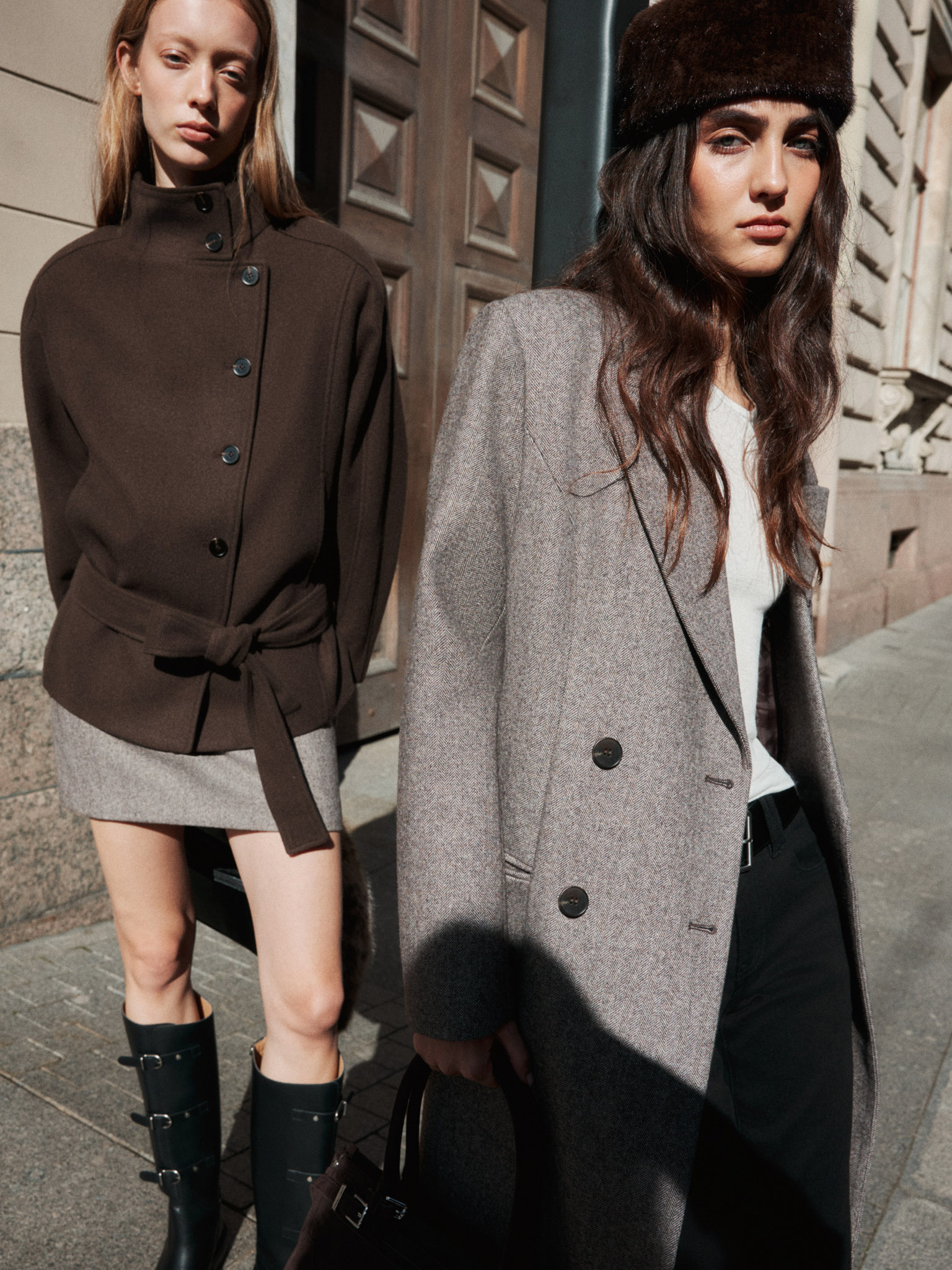 Short coat with button fastening and a matching belt