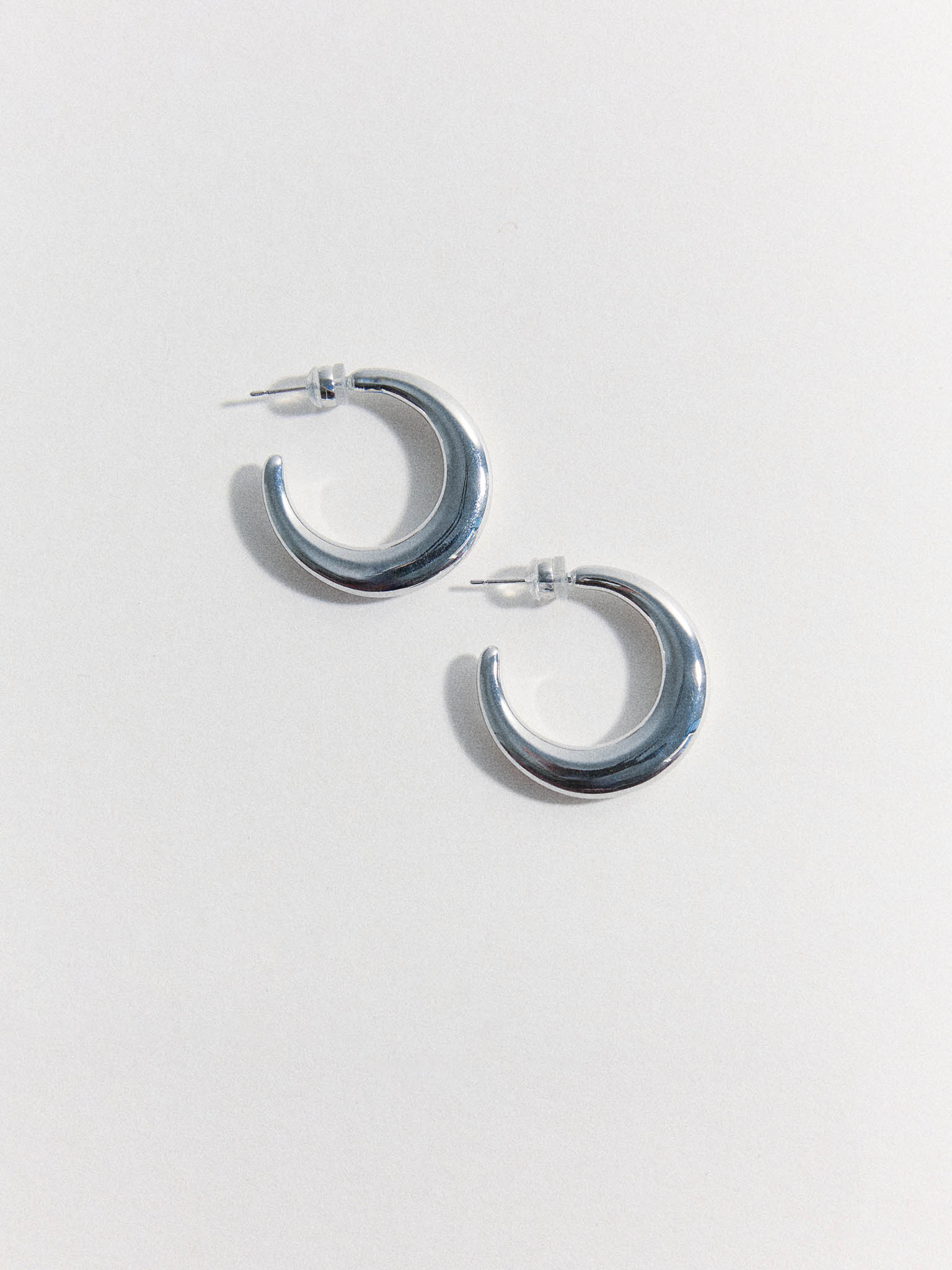 Puffed half-hoop earrings